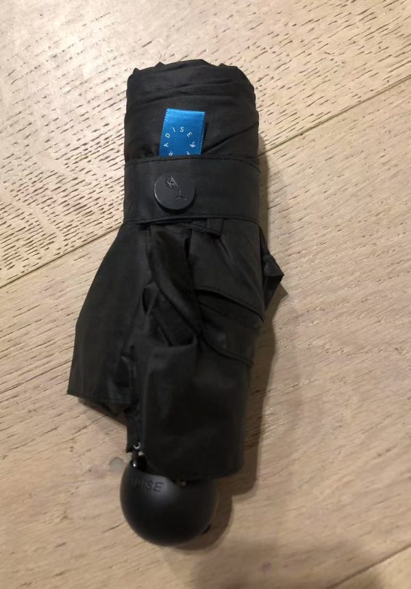 USED Paradise brand minimalist black portable umbrella | 二手天堂牌极简黑色便携伞