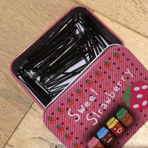 Black Hair Straighteners (20 pieces) | 黑色直发夹