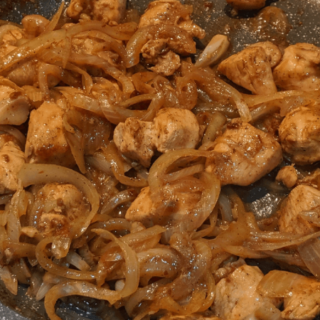 午餐 周二(5/6) 黑椒鸡腿肉 送饮料一份