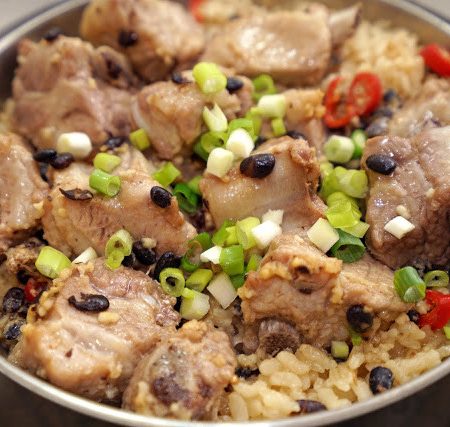 午餐 周二(5/6) 豉汁排骨饭 送饮料一份